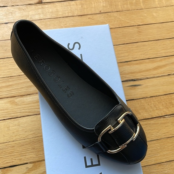 BN, Aerosoles, Black flats. Size 9 - Picture 2 of 3